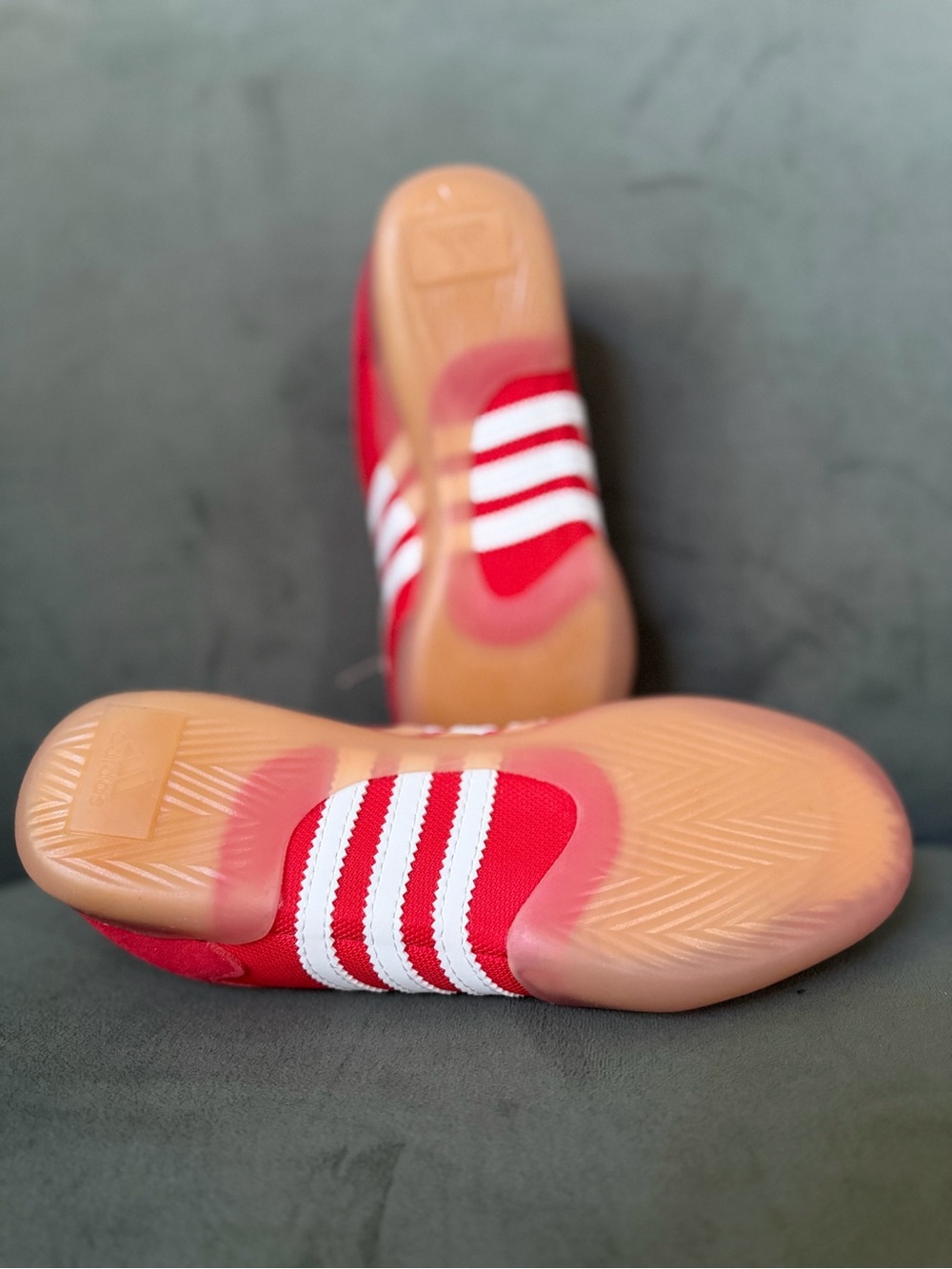 NWT adidas Red Low-Top Sneakers with White Stripes flamboyan - Picture 4 of 5